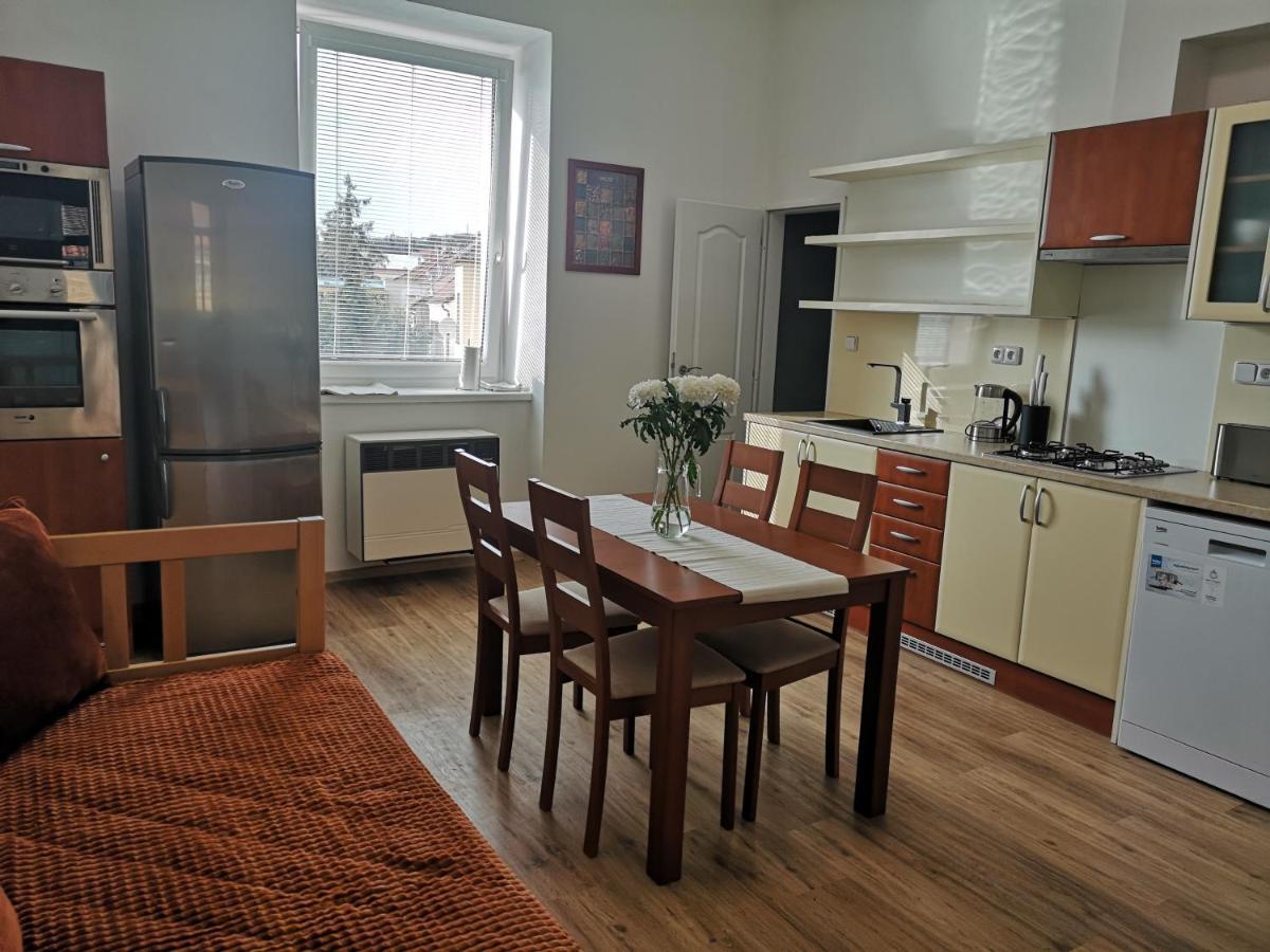 Fine Apartment In Centrum Of Slany With Aircondition Екстериор снимка