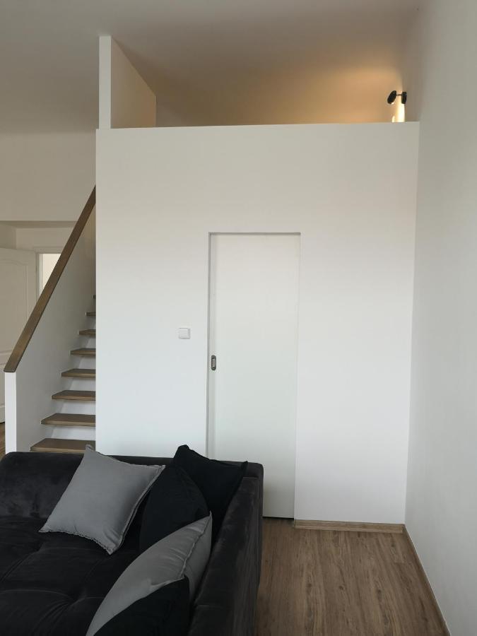 Fine Apartment In Centrum Of Slany With Aircondition Екстериор снимка