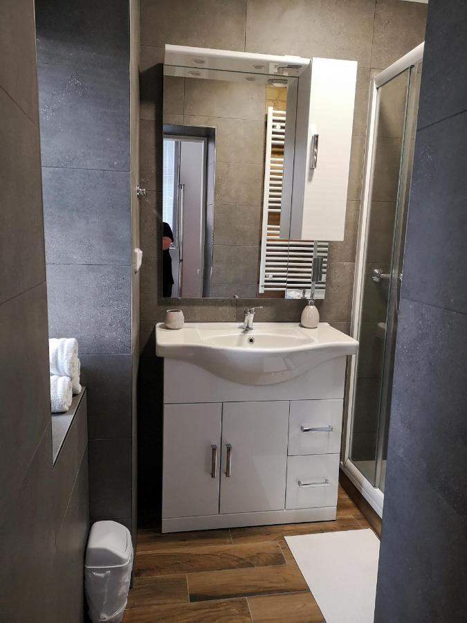 Fine Apartment In Centrum Of Slany With Aircondition Екстериор снимка